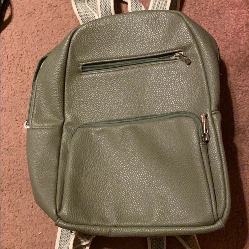 Thirty one festival mini backpack